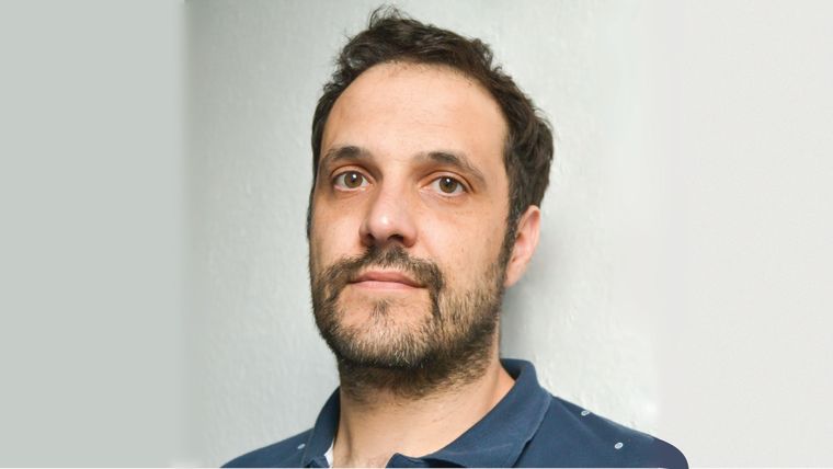 A headshot profile photo of Pedro Moura Alves